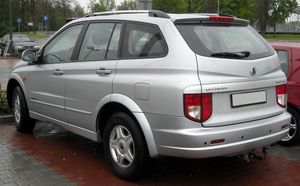 쌍용 카이런 후측면