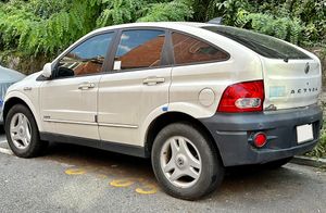 쌍용 액티언 (전기형) 후측면