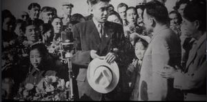 문화사절단 대표로 해외순방 당시 정상진(1955년, 가운데 인물)