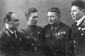 소련 장교들, 1938년