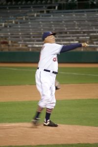 마운드에 서 있는 펠러 (2009년 3월)