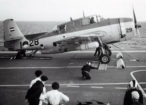 네덜란드 해군 TBM-3S2 대잠 공격기, 1955년부터 1960년까지 항공모함 카렐 도르만에서 사용되었다.