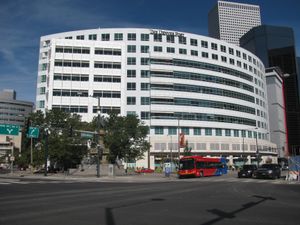 덴버 시내에 위치했던 신문의 이전 건물 및 뉴스룸