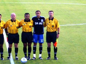 MLS 복귀 첫 시즌의 어스퀘이크스 주장 라미로 코랄레스