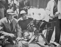 『피안화(1958년)』의 촬영 현장. "로우 포지션"의 카메라.