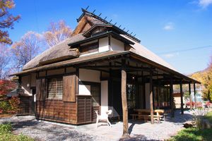 오즈의 별장이었던 무예장(無藝荘).