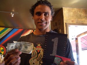 2006년 5월 The 1 Second Film의 프로듀서 크레딧을 들고 있는 폭스