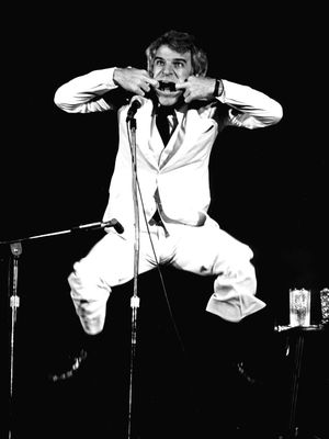 스티브 마틴, 1976