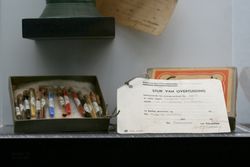 한 판 메이헤런에 대한 증거: 안료 모음.