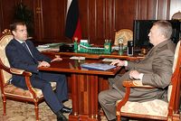 메드베데프 대통령(왼쪽)과 (2008년 6월 30일)