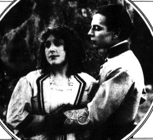 콜리어 & 캐서린 캘버트 in The Heart of Maryland(1921)