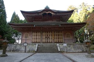 엔랴쿠지 계단원(중요 문화재)