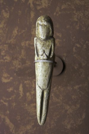 약 기원전 21,000년경의 말타의 비너스상 중 하나