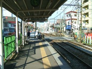 기시보진마에 정류장