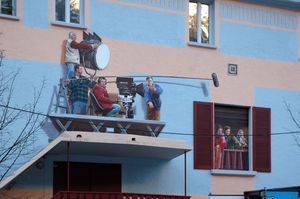 트롱프뢰유 벽화는 샤모니(샤모니-몽블랑)에 있는 영화관에 있다.