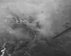 공습을 받는 일본 함선