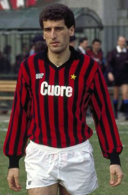 AC 밀란에서 1983–84 시즌의 마우로 타소티