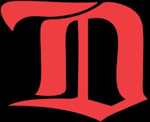 팀 창단 시즌 동안 사용한 스타일리시한 "D" 로고. 2009년에 도입된 "복고풍" 대체 저지의 기반이 되었다.