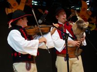 고랄인들의 연주