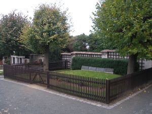 라니 묘지에 있는 토마시 가리크 마사리크와 그의 가족의 묘