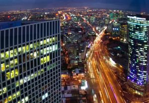 베긴 로드(Begin Road) - 아즈리에리 센터(Azrieli Center)에서 본 모습