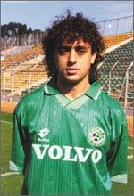 Reuven Atar, 10년간 클럽에서 활약했다.