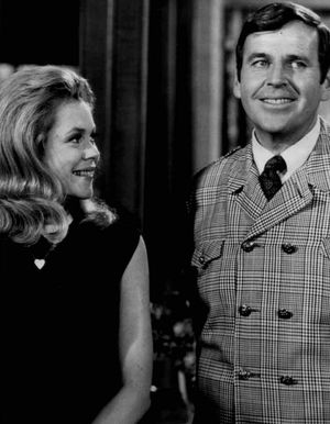 엘리자베스 몽고메리와 폴 린드 (1968년 아서 삼촌)