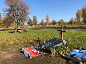 클리프 버튼 추모비 (2018년 10월 15일)