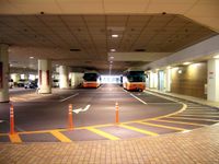 문화회관 1층의 버스 터미널