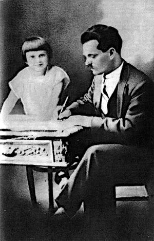 파리에서 마흐노와 그의 딸 엘레나