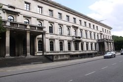 회담이 열린 뮌헨의 퓌러바우(현재 뮌헨 국립음악연극대학교)