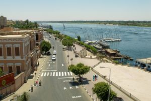 룩소르 코르니쉬