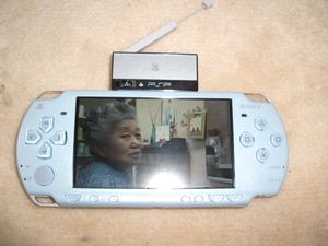 소니 PSP Slim 1seg 튜너 포함.