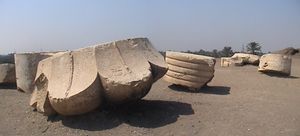 멤피스에 있는 아프리에스 궁전의 폐허