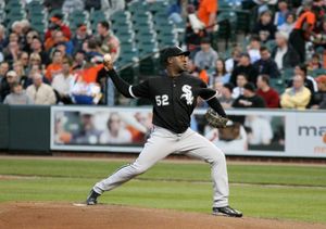 2008년 화이트삭스에서 투구하는 콘트레라스