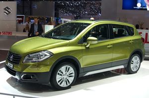 스즈키의 새로운 대형 SX4가 2013 제네바 모터쇼에서 선보였다.