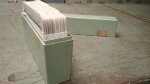 마이크로피시를 담는 홀더