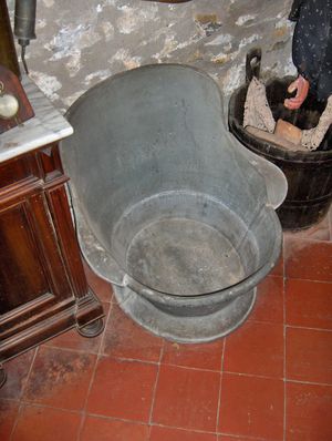 19세기 이탈리아의 전통적인 욕조