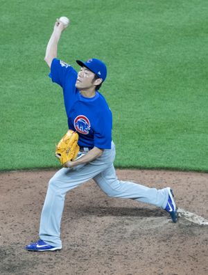 2017년 시카고 컵스에서 투구하는 우에하라 고지