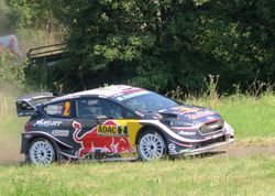 2018년 독일 랠리에서 포드 피에스타 WRC를 탄 엘핀 에반스와 대니얼 배릿