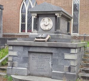 런던 웨스트 노우드 묘지에 있는 찰스 스펄전의 묘