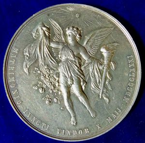 결혼의 신인 히멘이 묘사된 1881년 결혼 기념 메달 뒷면