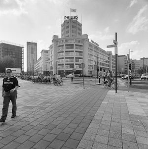 라이트 타워}} 2000년의 라이트 타워