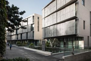 캠퍼스 내 신축 건물