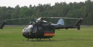 첼레 공군 기지에 있는 독일 육군 대전차 헬리콥터 뵐코 보 105(Bölkow Bo 105).