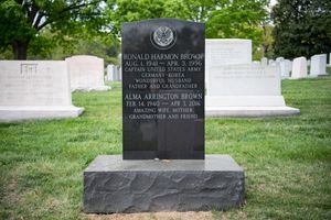 알링턴 국립묘지의 묘비