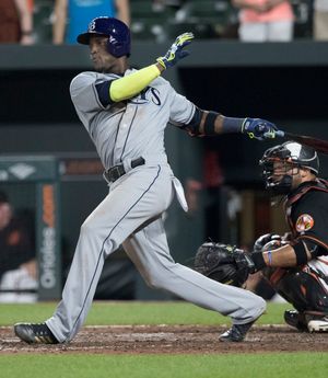 아데이니 헤체바리아가 1차전에서 동점 홈런을 쳤다.