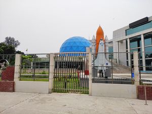 라지샤히의 방가반두 셰이크 무지부르 라흐만 노보 극장