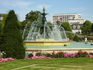 1900년 파리 만국 박람회를 위해 건설된 자르댕 뒤 메일의 분수