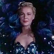 베티 허튼 (홀리 역)